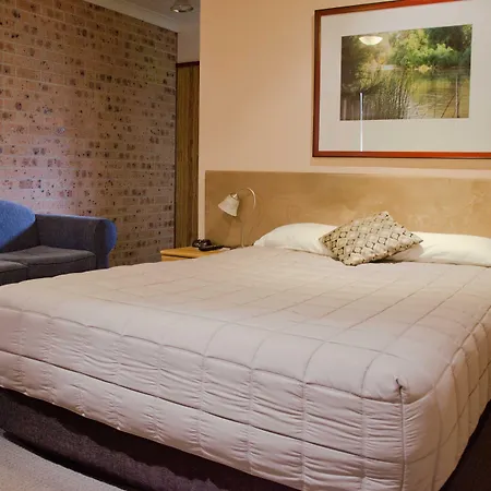 Baybrook Motor Inn-2