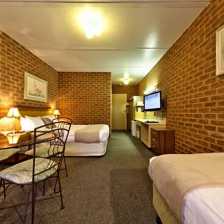 Central Yarrawonga Motor Inn-3