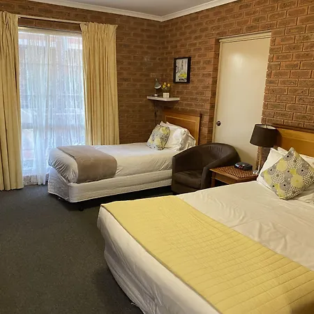 Central Yarrawonga Motor Inn-3