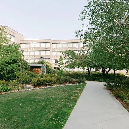 Gage Suites At Ubc-3