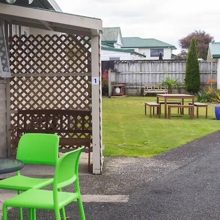 Palm Motel Waihi-3
