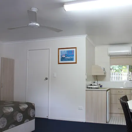 Mango Tree Motel-2