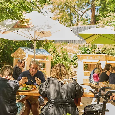 Healesville Hotel-2