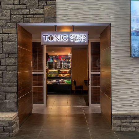 Applause Hotel Calgary Airport By Clique-3