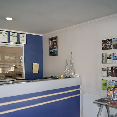 Barringtons Motor Lodge-2