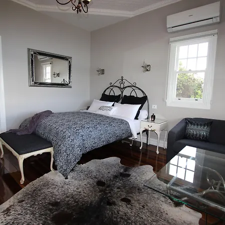 The Ark Stanley Luxury Bed And Breakfast-3
