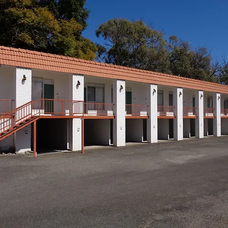 Moon River Motor Inn-2
