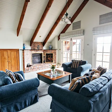 Lawson Lodge-2