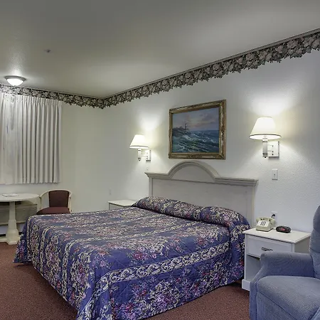 Lighthouse Inn-3