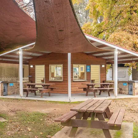 Nrma Bright Holiday Park-3