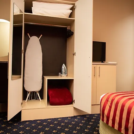 Hotel Coronation-2
