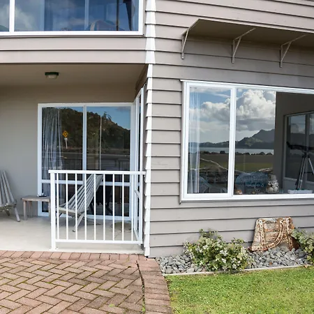 Waterfront Apartments Whitianga-2