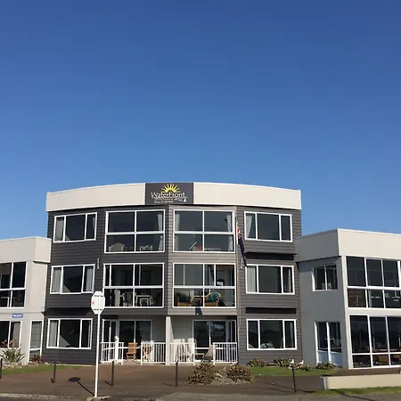 Waterfront Apartments Whitianga-3