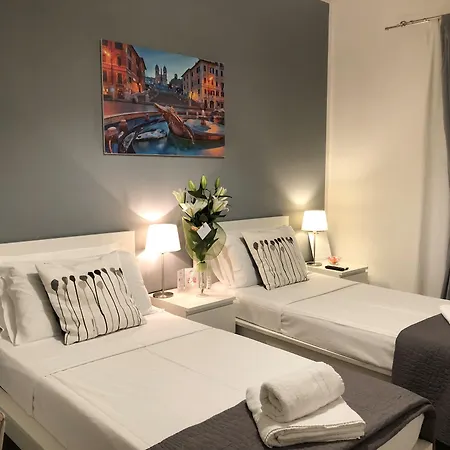 Le Piazze Di Roma-2
