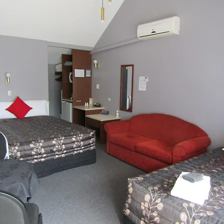 Gateway Motor Lodge-2