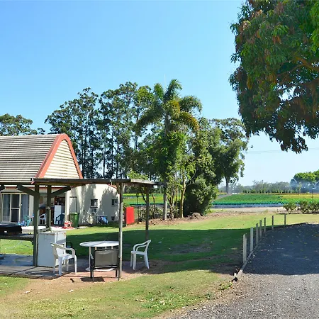 Beerwah Glasshouse Motel-3