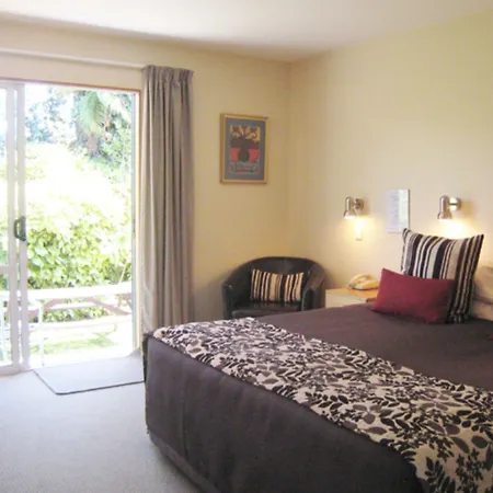 Buller Court On Palmerston-2