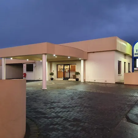 Tower Motor Inn-3