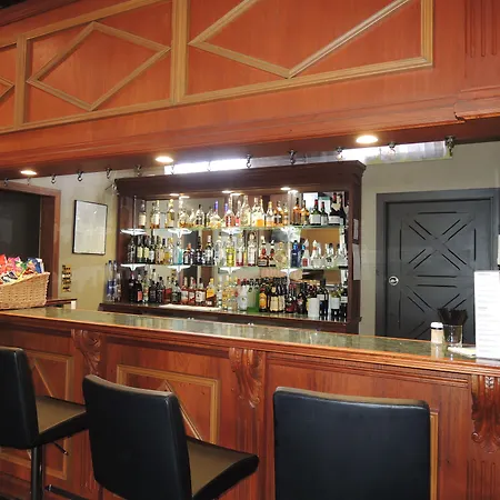 New England Motor Lodge-2