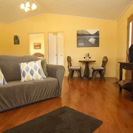 Lee Farm Stay Cottages-3