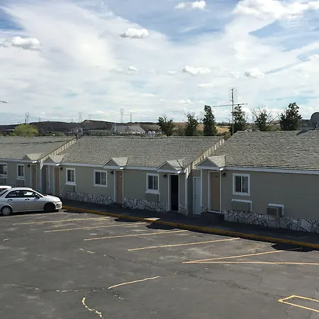 Umatilla Inn & Suites-2