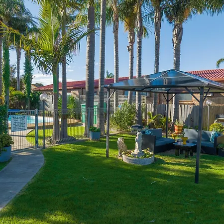 Sandbar Motel-2