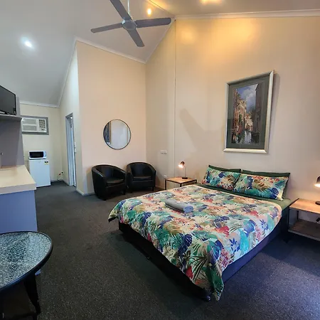Wentworth Central Motor Inn-2