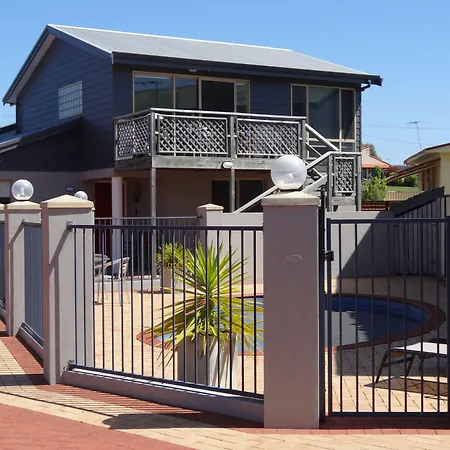 Archipelago Apartments Esperance-3