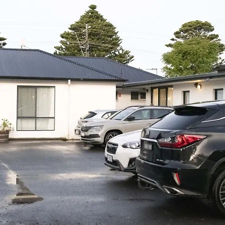 A1 Motels And Apartments Port Fairy-3