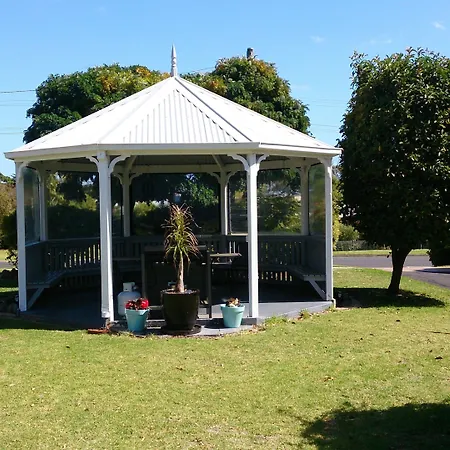 Phillip Island Cottages-3