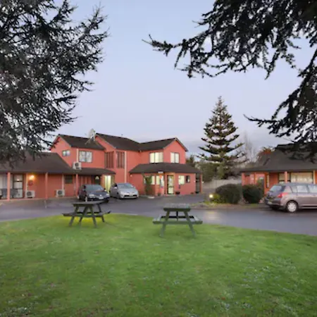 Pavilion Motel & Conference Centre-3