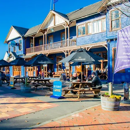 The Blue Pub-2