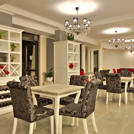 White Rock Castle Hotel & Wellness Club-2