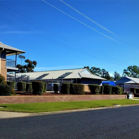 Albert Motel-2
