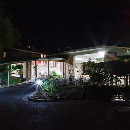 Farnham Court Motel And Restaurant-3