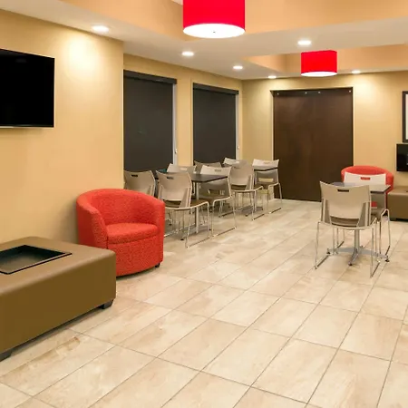 Microtel Inn & Suites By Wyndham Red Deer-2