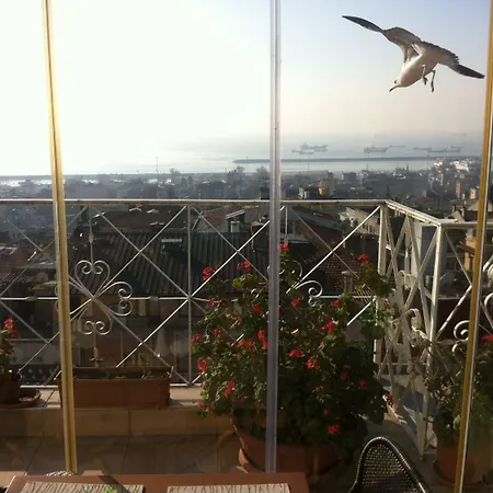 Hotel Linda-2