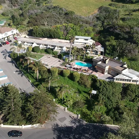Malibu Country Inn-2