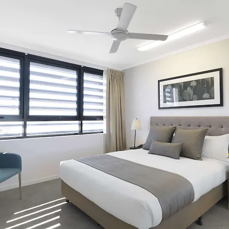 Oaks Mackay Carlyle Suites-3