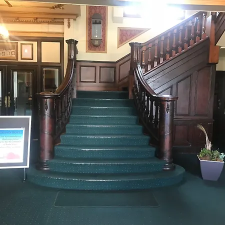 Grand Hotel - Whangarei-2