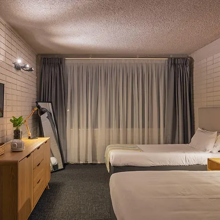 Palms Hotel-2