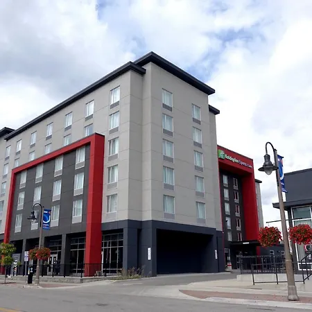 Holiday Inn Express & Suites Oshawa Downtown - Toronto Area By Ihg-2