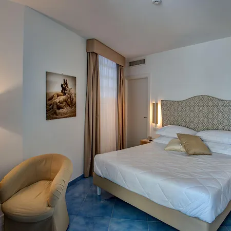Boutique Hotel Helios (Adults Only)-2