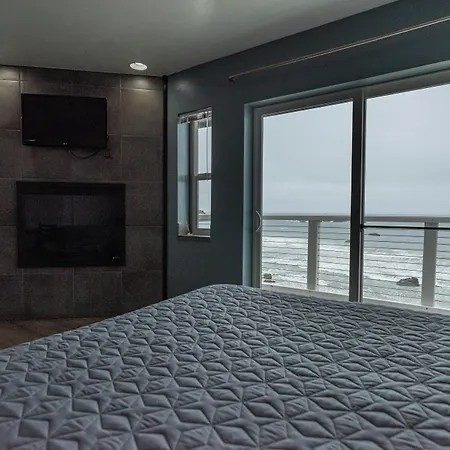 Sunset Oceanfront Lodging-2