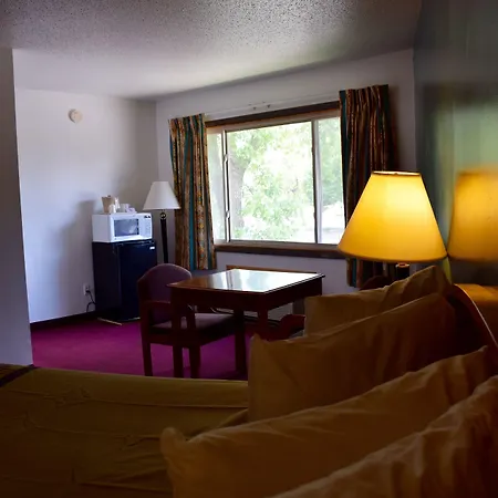 Snelling Motor Inn-3