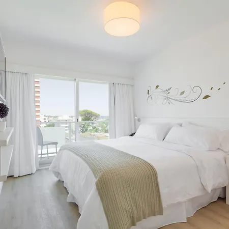 20 Hotel-2