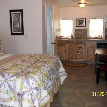 Selkirk Motel-3