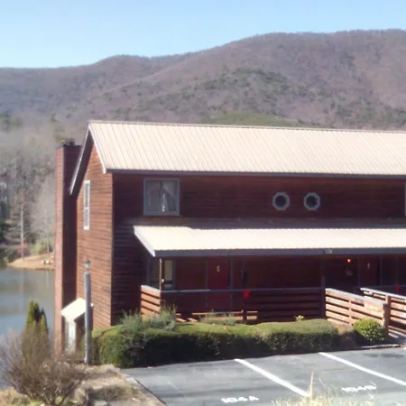 Country Hideaway At Mountain Lakes Resort-2