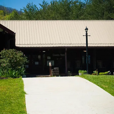 Country Hideaway At Mountain Lakes Resort-3