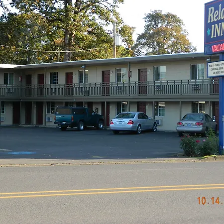 Relax Inn - Cottage Grove-2